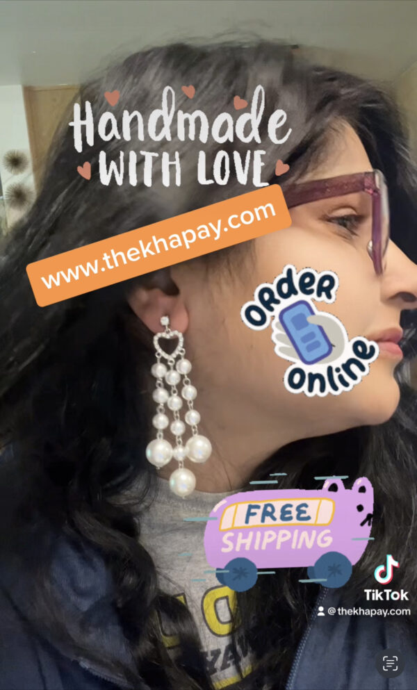 Heart-shaped Earrings - Image 3